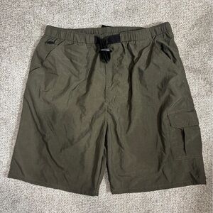 Vintage Animal Kingdom Shorts Adult M‎ Green Disney World Safari Travel Cargo